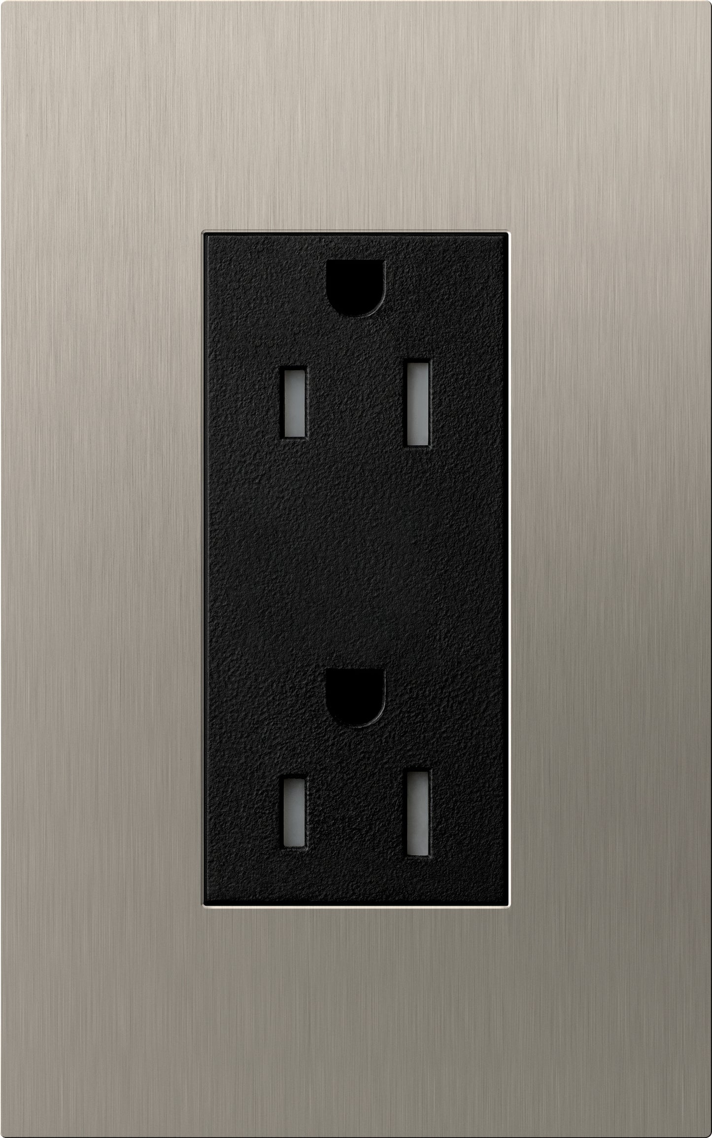 Duplex 15 A receptacle, tamper resistant, 125V/15A with faceplate